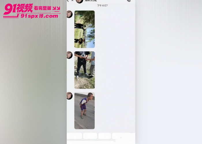 甘肃临夏回族自治州霸凌事件 两少年郊外长时间围殴瘦小男孩 一人全程录像实拍 - 图10