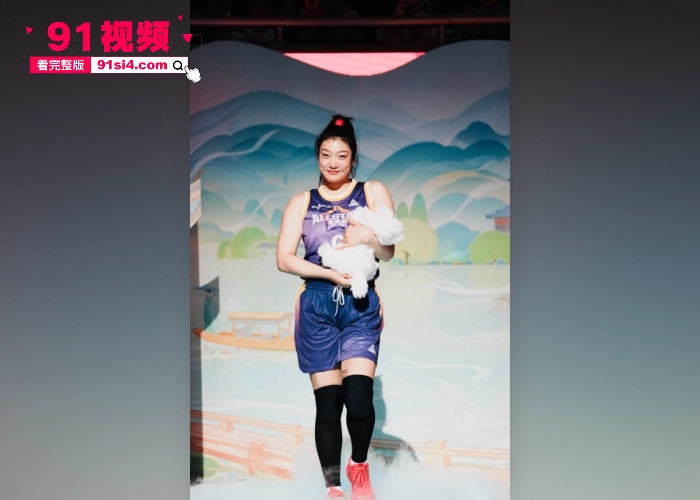 中国女篮主将 李梦 被爆裸聊勾引已婚男领队张隆 被正宫发现后爆料出裸聊性爱视频 尺度大到离谱 - 图5