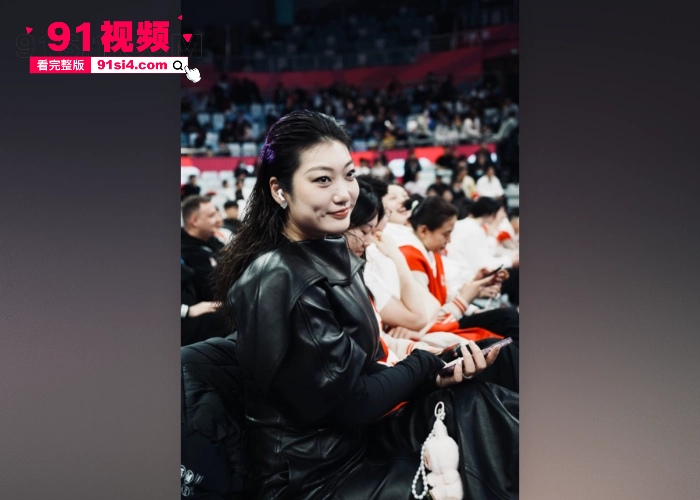 中国女篮主将 李梦 被爆裸聊勾引已婚男领队张隆 被正宫发现后爆料出裸聊性爱视频 尺度大到离谱 - 图7