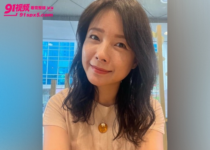 毁三观农村婆婆迷奸女婿生子 同月产子上演狸猫换太子 乱伦操逼视频流出全家崩溃 - 图2