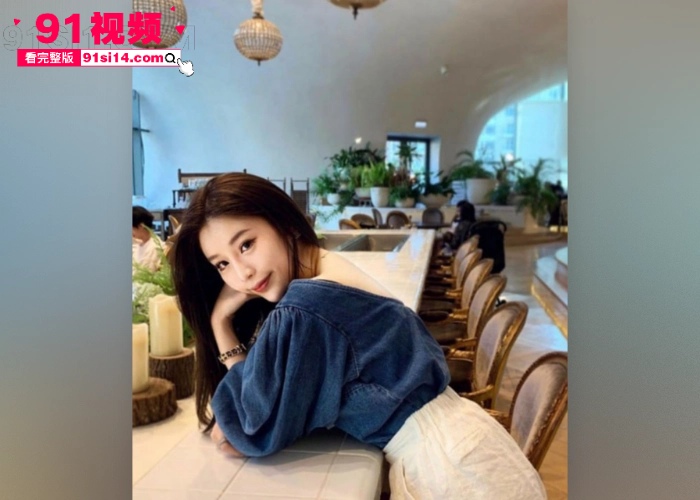 温州万达集团白领 萧淋淋 被富二代男友忽悠调教 主动在车上口爆吞精 在带回酒店暴力打桩 - 图5