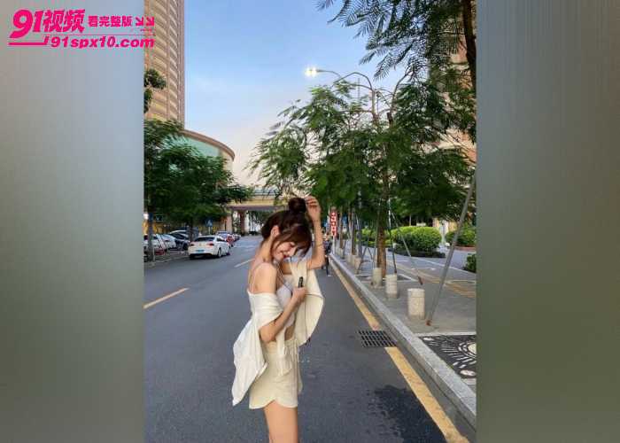 新晋约炮大神 jamal060913 推倒格子裙清纯甜美少女 玩猜拳游戏输了就让操 对话很精彩刺激 - 图3