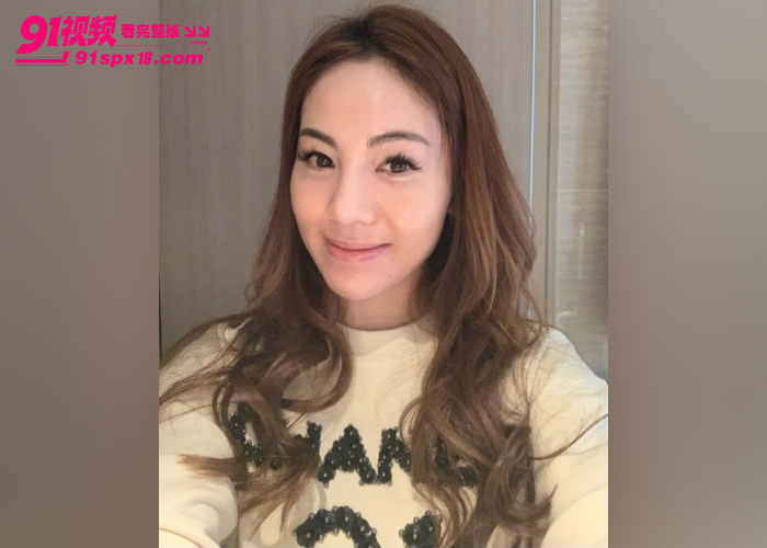 单男体验按摩店服务 女技师不断挑逗 鸡儿硬邦邦受不了八百块来一炮 - 图2