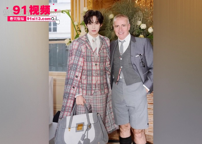 独家爆料当红小鲜肉 刘轩丞 酒吧搭讪女粉丝去酒店 激情奋战24小时性爱视频流出 应该是憋久了 - 图9