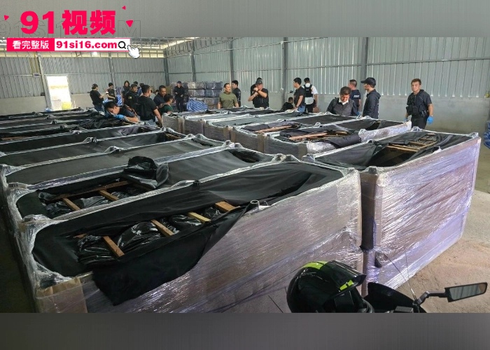 柬埔寨大嫂劫狱事件最新后续 昨日贩毒团伙KTV聚众吸毒嫖娼全员落网 淫乱视频曝光玩得花样百出 - 图2