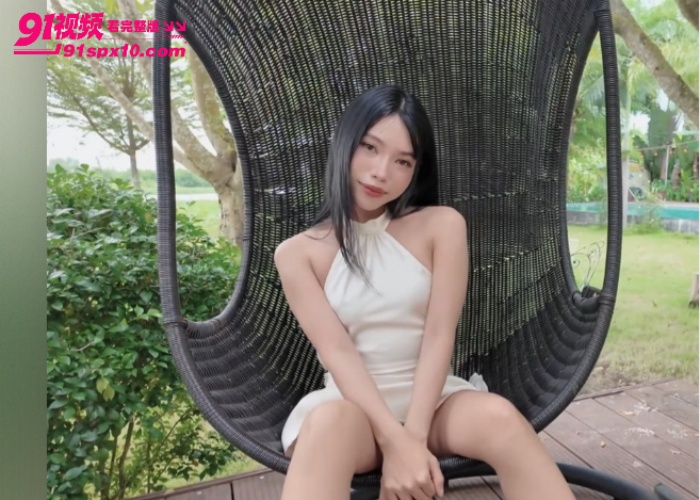 越南著名网红Miuzxc 巨乳裸体全身涂满精油 身体被无套大鸡巴操到剧烈颤抖 - 图3