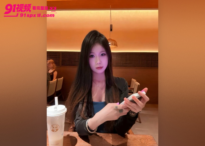 恋足体育生约炮极品长腿学姐 性感美腿酒店足交 无套抗腿猛操浪叫真骚 - 图1