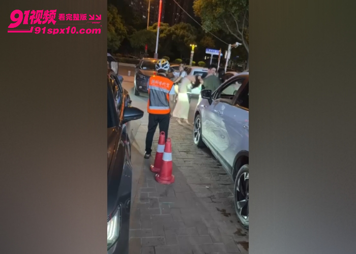 河南抓小三惊现惨案视频流出全网疯传 绝美小三被原配当街暴打不堪受辱跳河自杀 原配上吊真牛逼 - 图3