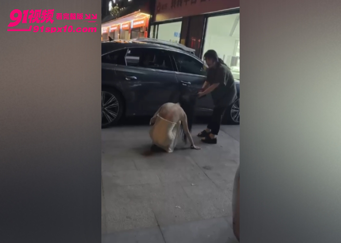 河南抓小三惊现惨案视频流出全网疯传 绝美小三被原配当街暴打不堪受辱跳河自杀 原配上吊真牛逼 - 图6