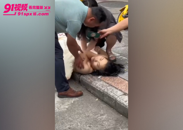 广西南宁袁记云饺 楼上女子赤裸坠楼身亡 现场围观者众多 疑被捉奸或赌球输钱 死因猜测引发热议 - 图9