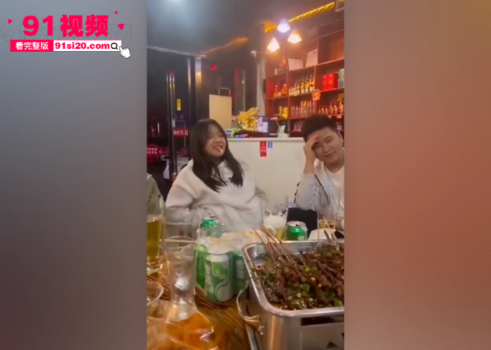 贵州凯里学生妹喝多了上演名场面 脱裤子扭臀露奶清纯少女变成淫贱小母狗 - 图4