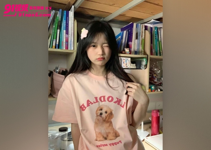 【海角原创】忽悠女大表妹去开房 没想到那么骚 刚插进去白浆直流 爽的直喊射里面 - 图1