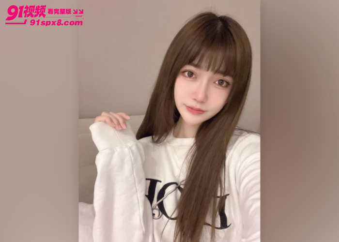 云盘流出敏感体质人妻被暴力干到直翻白眼 淫语调教配上销魂嗲叫这谁受得了 - 图1