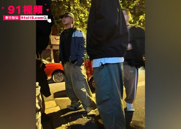 韩国影帝 刘亚仁 现身上海gay吧 现场与同性恋亲密互动 早期被曝出因性侵被立案 约炮大屌直男视频流出 - 图8
