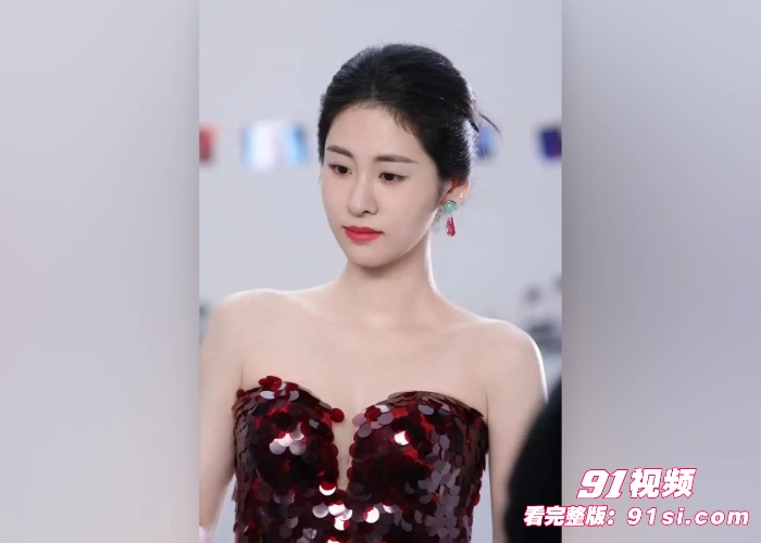 中国好声音冠军 张碧晨 和 郑子豪 露脸不雅性爱视频流出 被操出白浆流的鸡巴上都是 没想台上女神台下淫荡母狗 - 图3