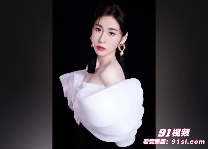 中国好声音冠军 张碧晨 和 郑子豪 露脸不雅性爱视频流出 被操出白浆流的鸡巴上都是 没想台上女神台下淫荡母狗 - 图5