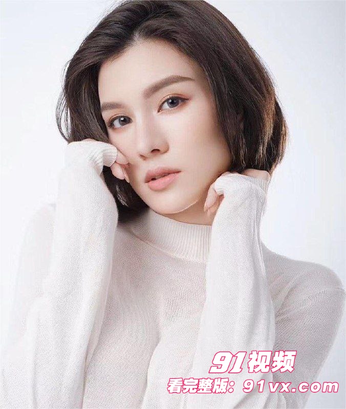 超极品泄密流出新丝路模特大赛女模、DJ、歌手蒋雨霏酒店试镜后被潜规则视频 - 图2