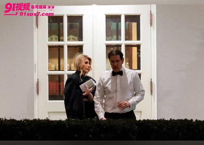白宫记者协会晚宴枪击案，男子闯安检开数枪 特朗普 万斯 撤离现场画面曝光 - 图8