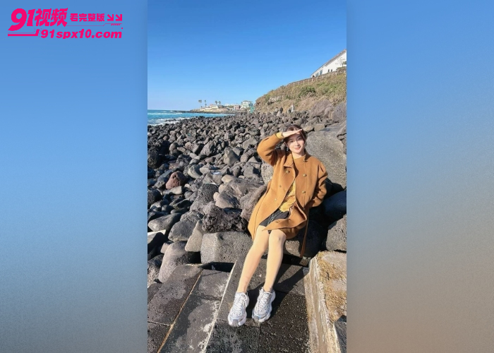 【海角原创】母子乱伦 高质良家少妇后妈勾引亲儿子 酒店穿情趣套装被无套后入猛操浪叫 - 图3