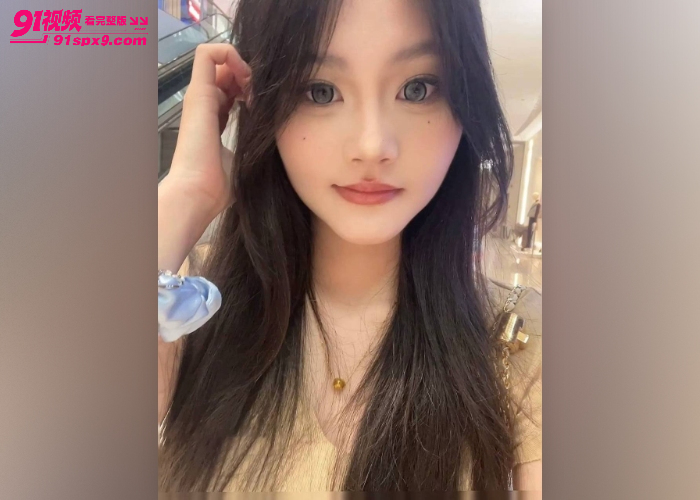 齐刘海温柔女大 极品G奶完美露脸 被金主大哥猛操巨乳狂晃爽到高潮连连 - 图1