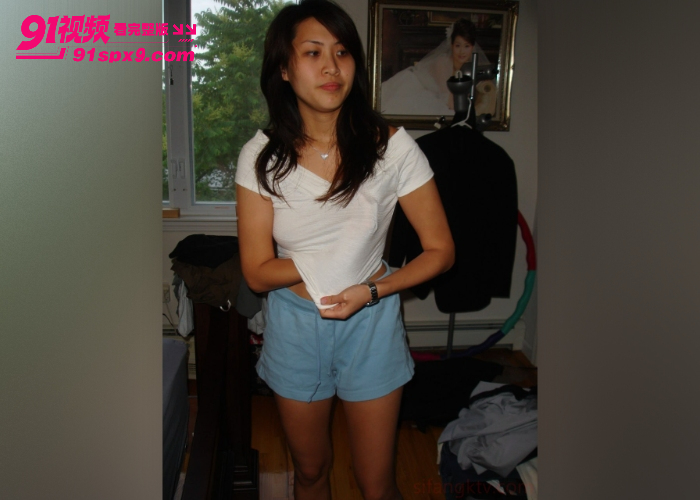 【海角原创】乱伦大神女婿恋上了丈母娘 刮毛口塞滴蜡内射 把丈母娘调教成肉便器 - 图3