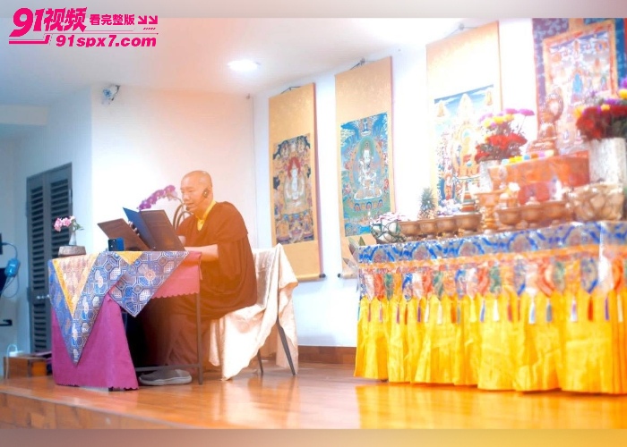台湾尊胜法林佛学会主持 多桀仁卿 与多女聊骚约炮 露骨聊天记录性爱视频流出 - 图1