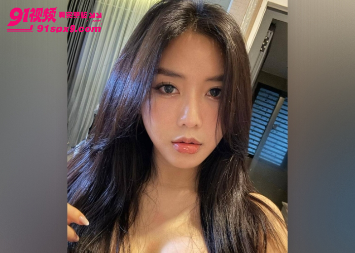 极品健身女教练被金主钞能力拿下 刚下播就开启裸聊模式 撅着大肥屁股掰穴特写真诱人 - 图3