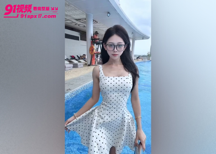 抖音御姐 燕大帅人设崩塌 私下变精神小妹 网传被精神小伙多P 冷艳女神私生活彻底塌房 - 图3