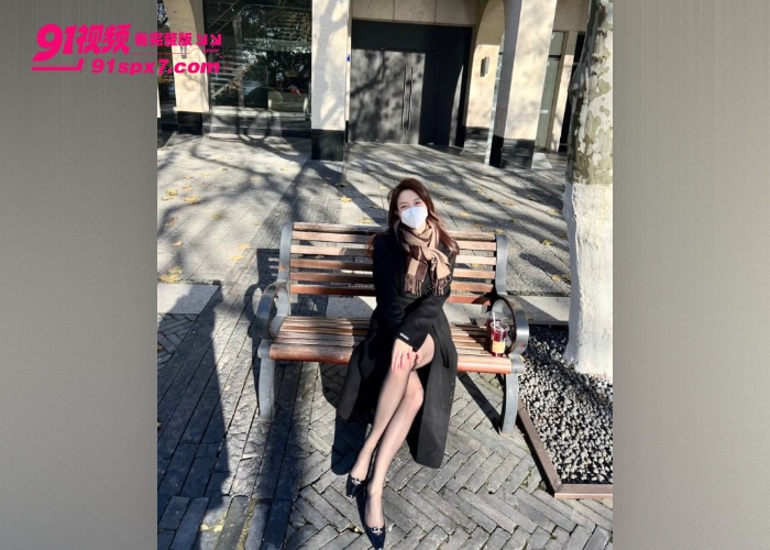 推特网红蝶儿大尺度福利 骚穴骑乘后入贪婪榨精 黑丝美腿撩人心弦极致诱惑 - 图2