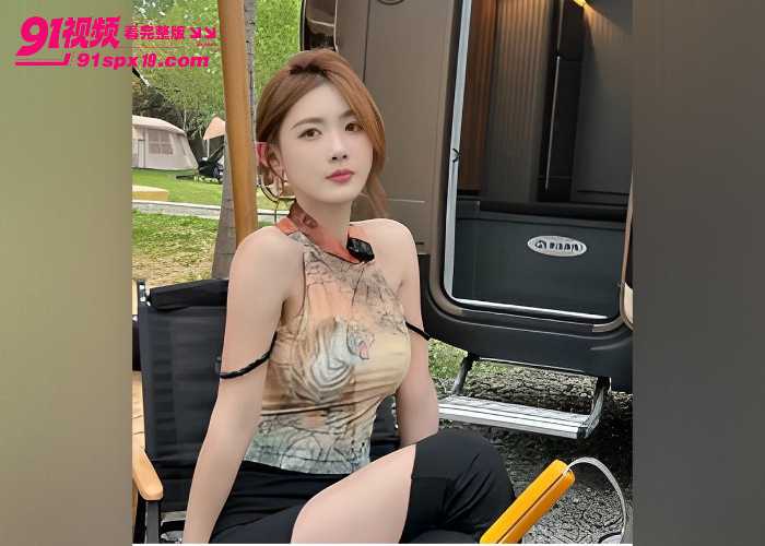 抖音女神 聂小雨 直播事故 美乳白虎被全网看光 网友硬刚发作品实锤直呼过瘾 - 图5