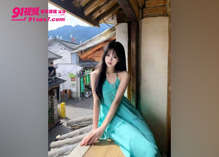 推特专攻嫩妹大神江南第一深情 元歌的恋爱日记 蓝白群雪乳反差妹 被干到淫语频出叫爸爸 - 图1