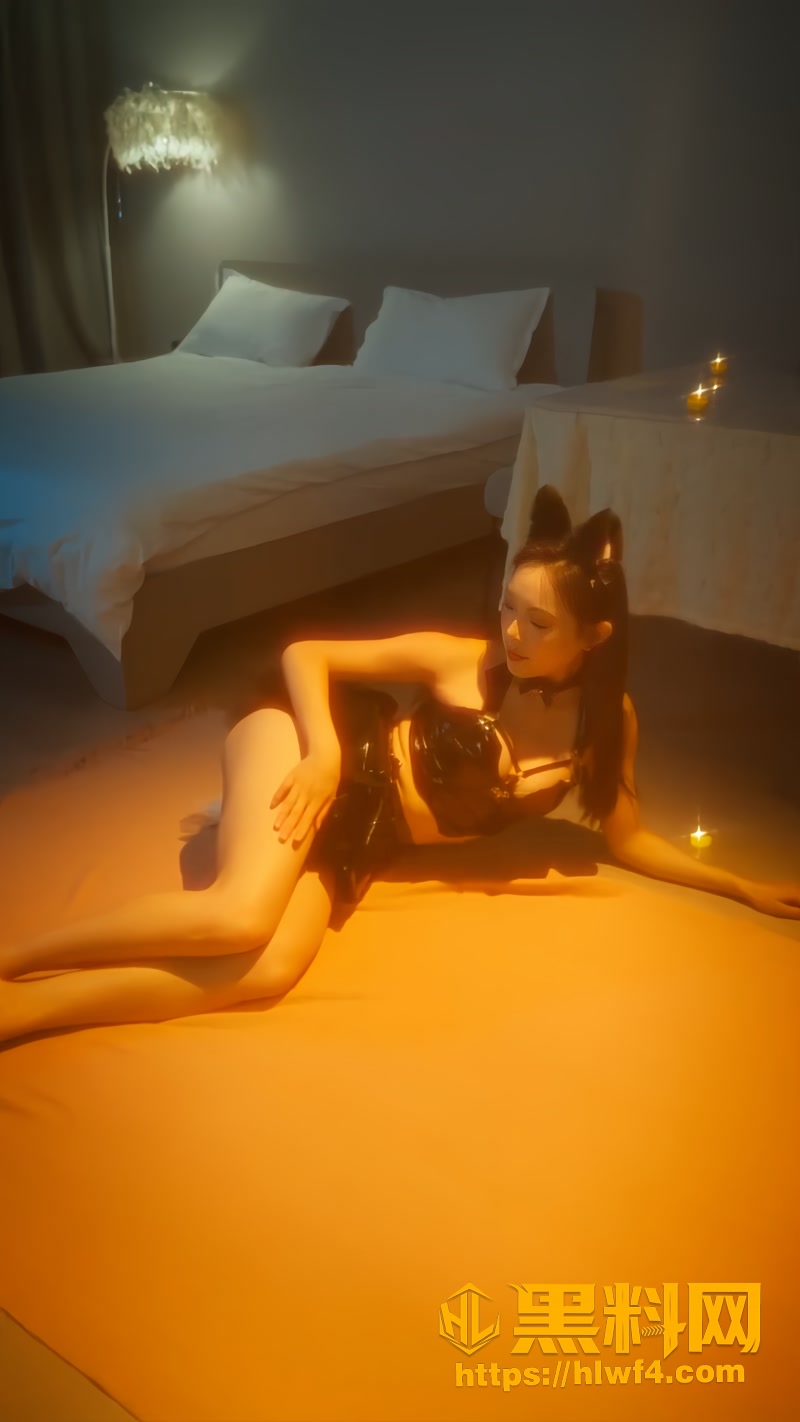 01擦边短剧美女猫的诱惑1 1wm