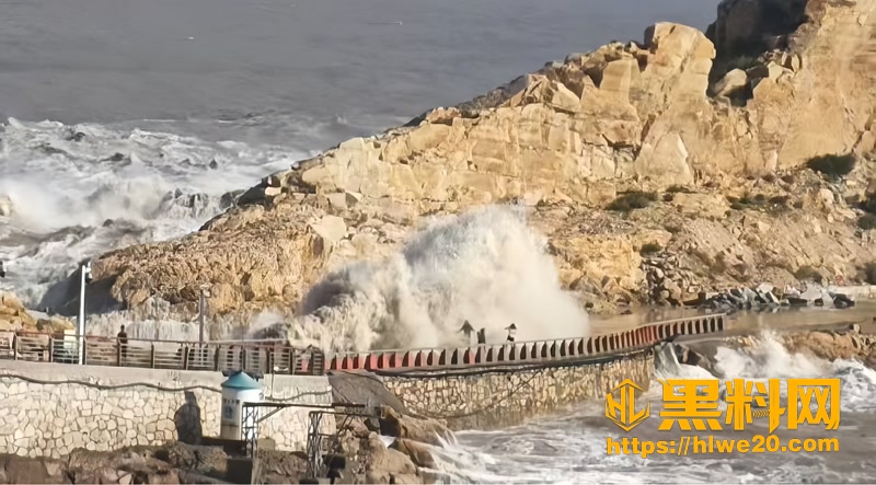 02台风天海边观浪危险1 2wm