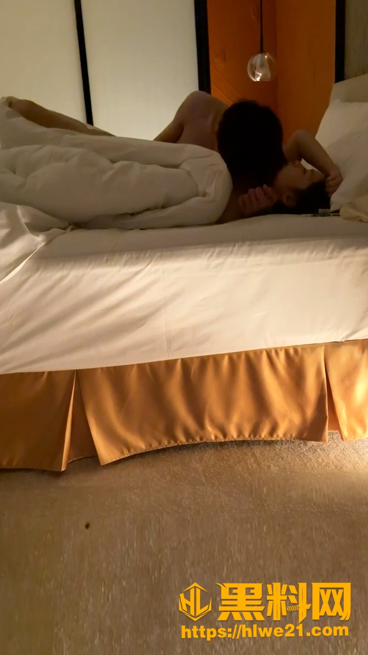 推特为主而生约炮视频2