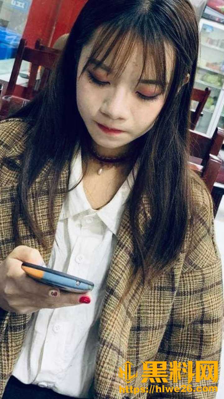 艺小天冲鸭性爱视频14
