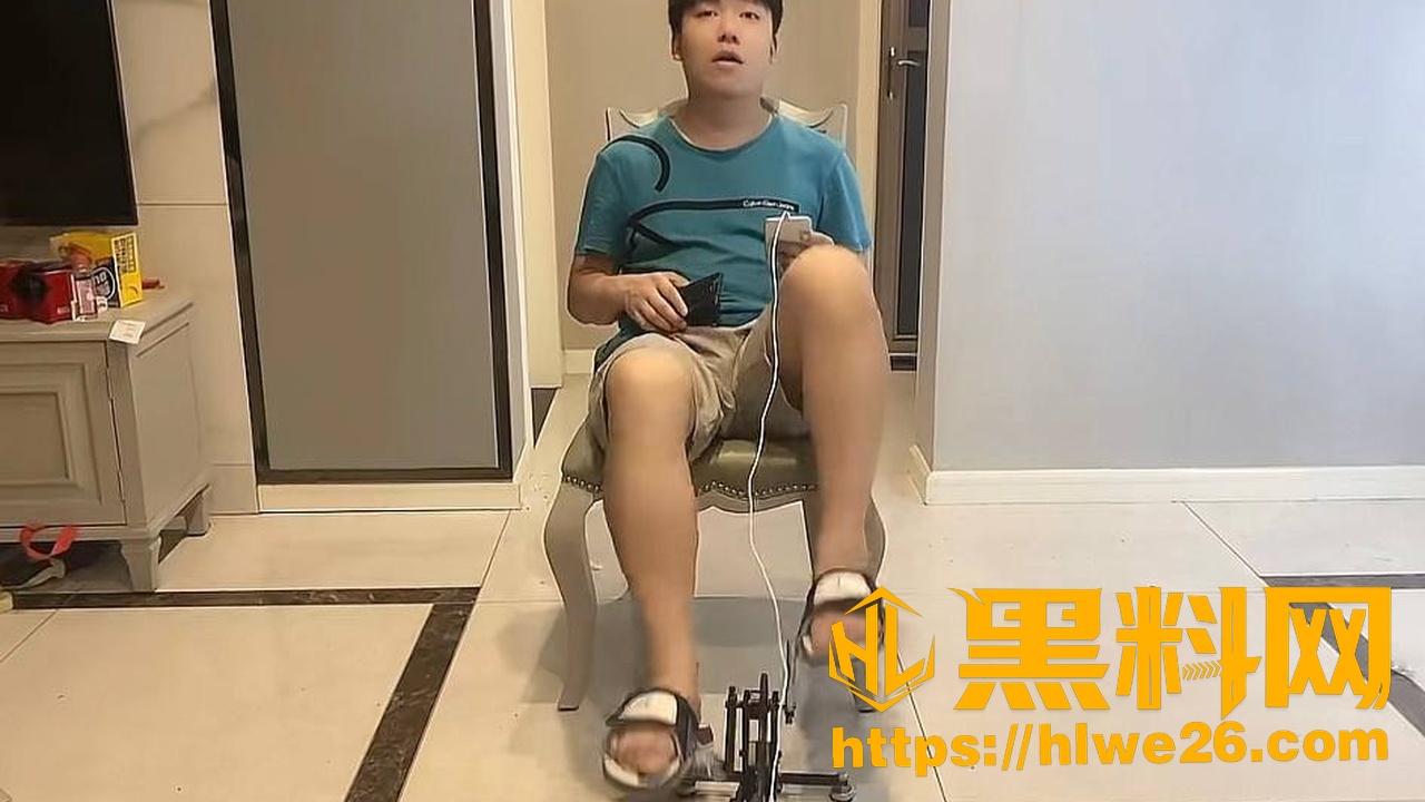 艺小天冲鸭出轨事件7