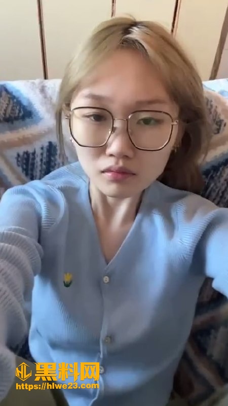 乖乖女露脸私拍