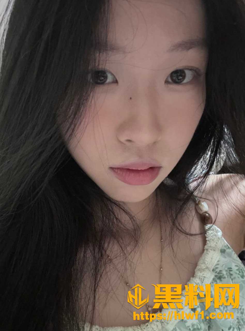 反差大学生赵翔口交福利