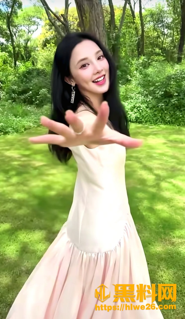 彭小苒七夕恋情曝光回应 3
