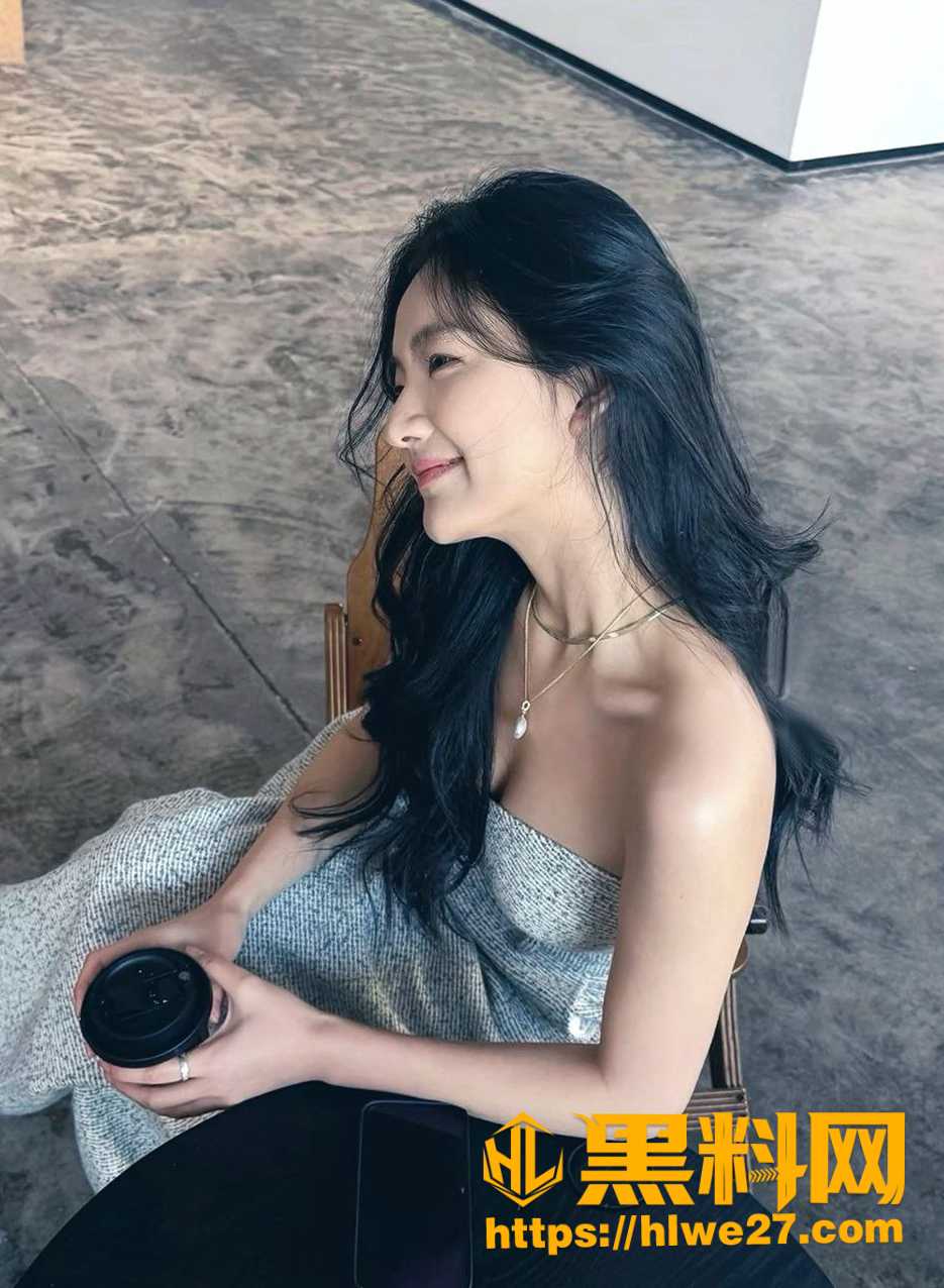 推特博主是丫头呀性爱视频2