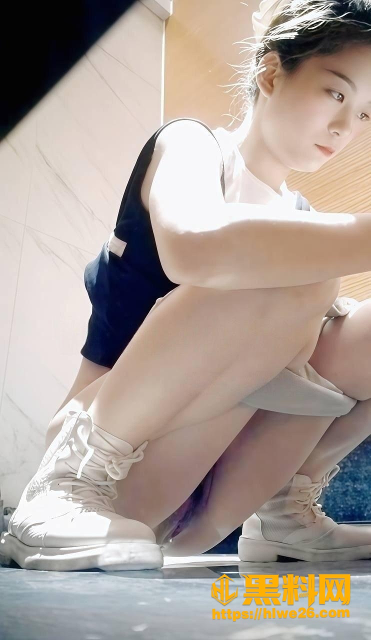 最新女厕偷拍