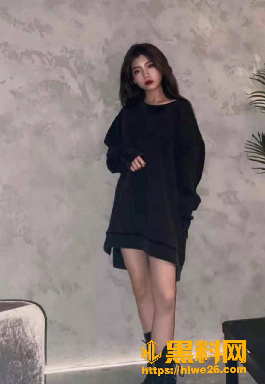 精神小妹白虎嫰穴福利
