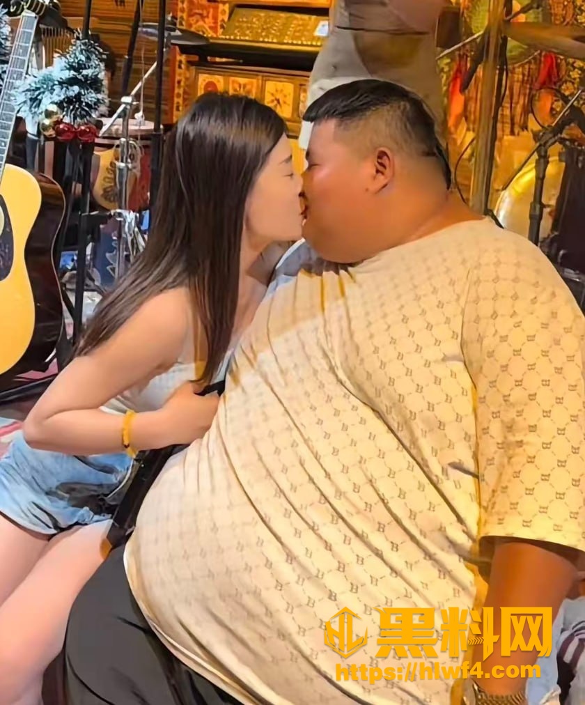 人设崩塌 3