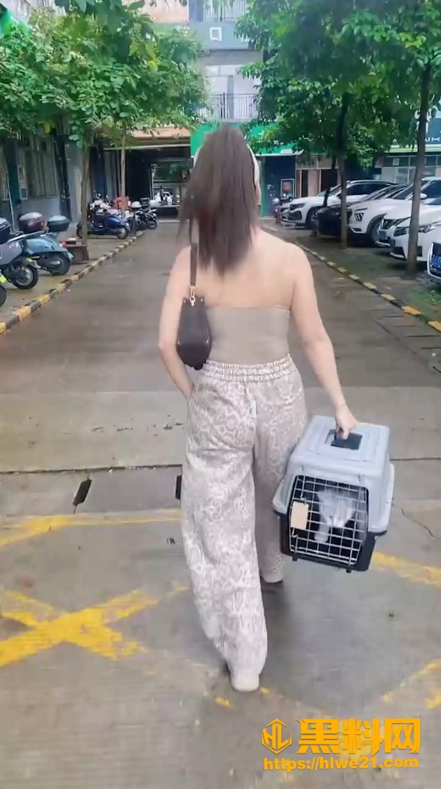 睿睿自慰喷水