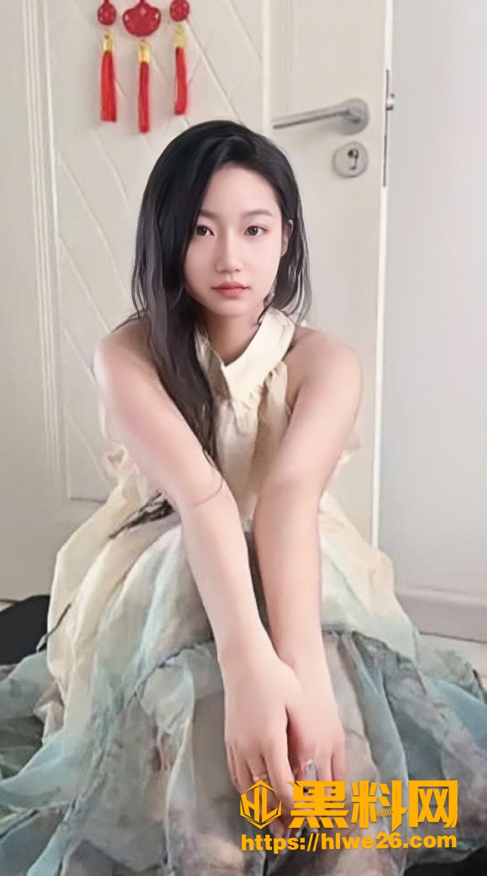 清纯女大不雅视频2