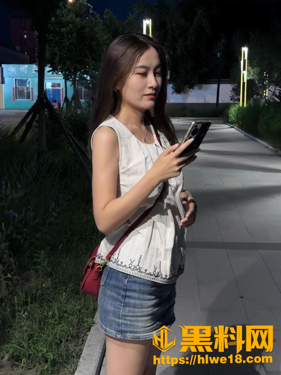 反差骚母狗张睿月