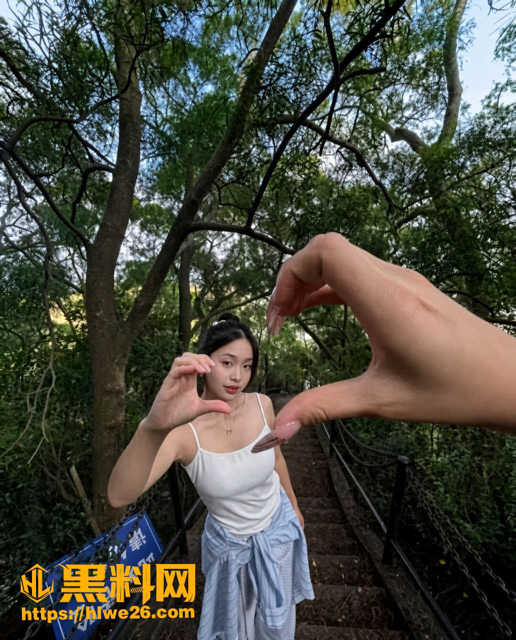 反差美女性爱视频