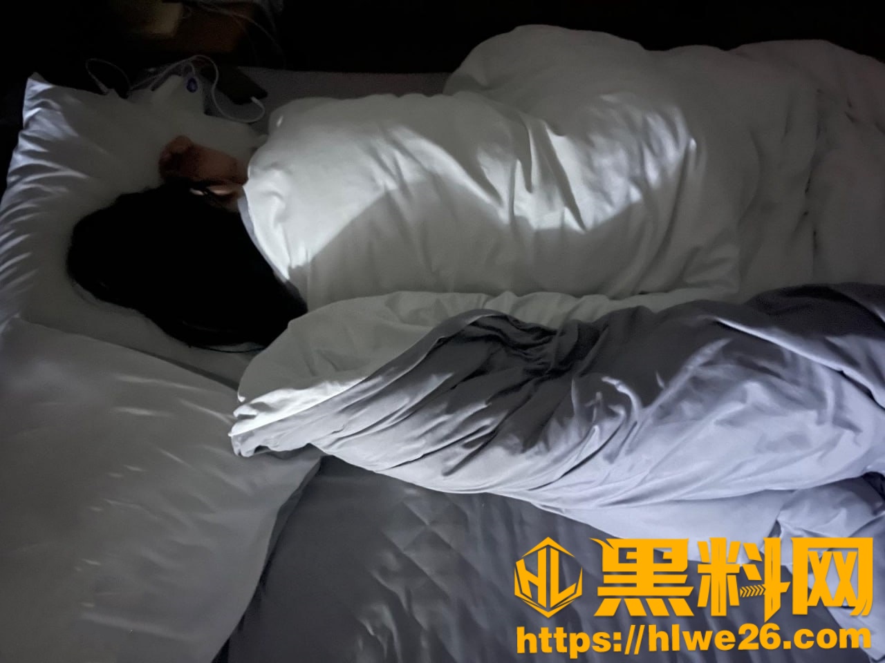 丰乳肥臀的少妇邻居1115集10