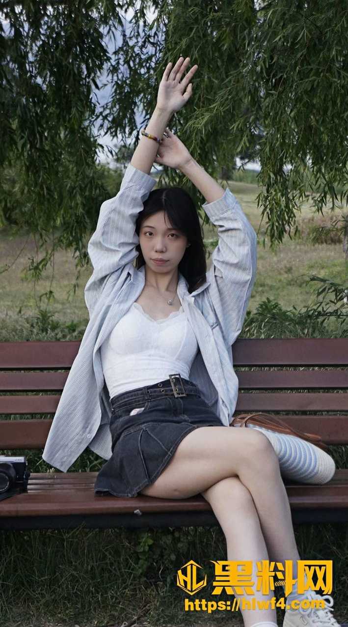 反差女友苏露月道具自慰2