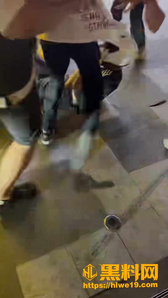 街边打架视频